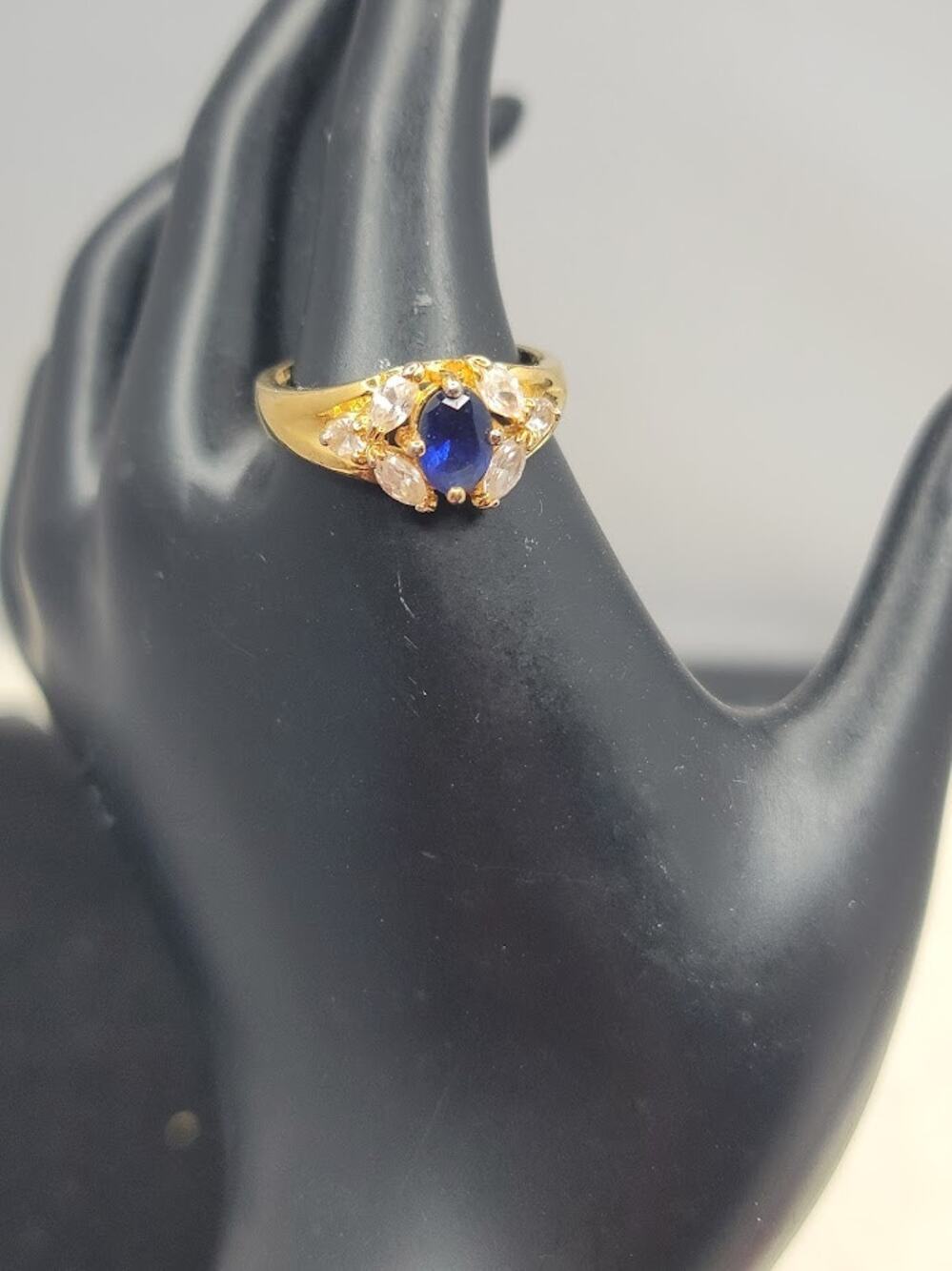 Vintage PD Premier Designs Blue Sapphire Glass Ring Size 7.5 Retro Glam Jewelry